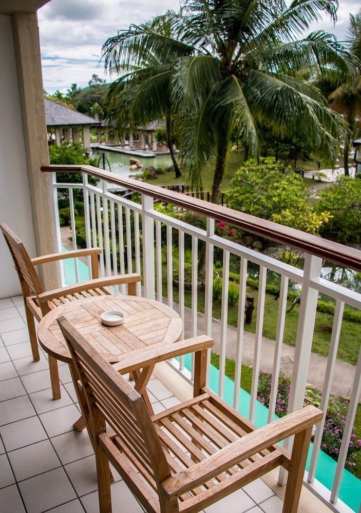 Palau Royal Resort Koror Kültér fotó