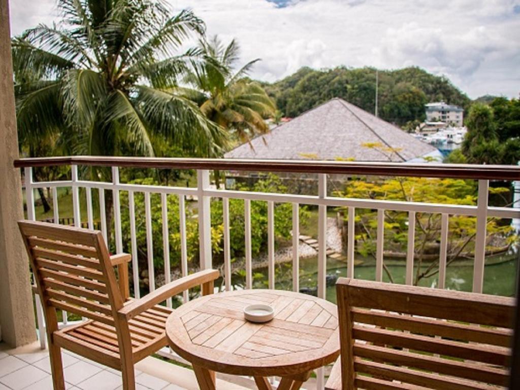 Palau Royal Resort Koror Kültér fotó