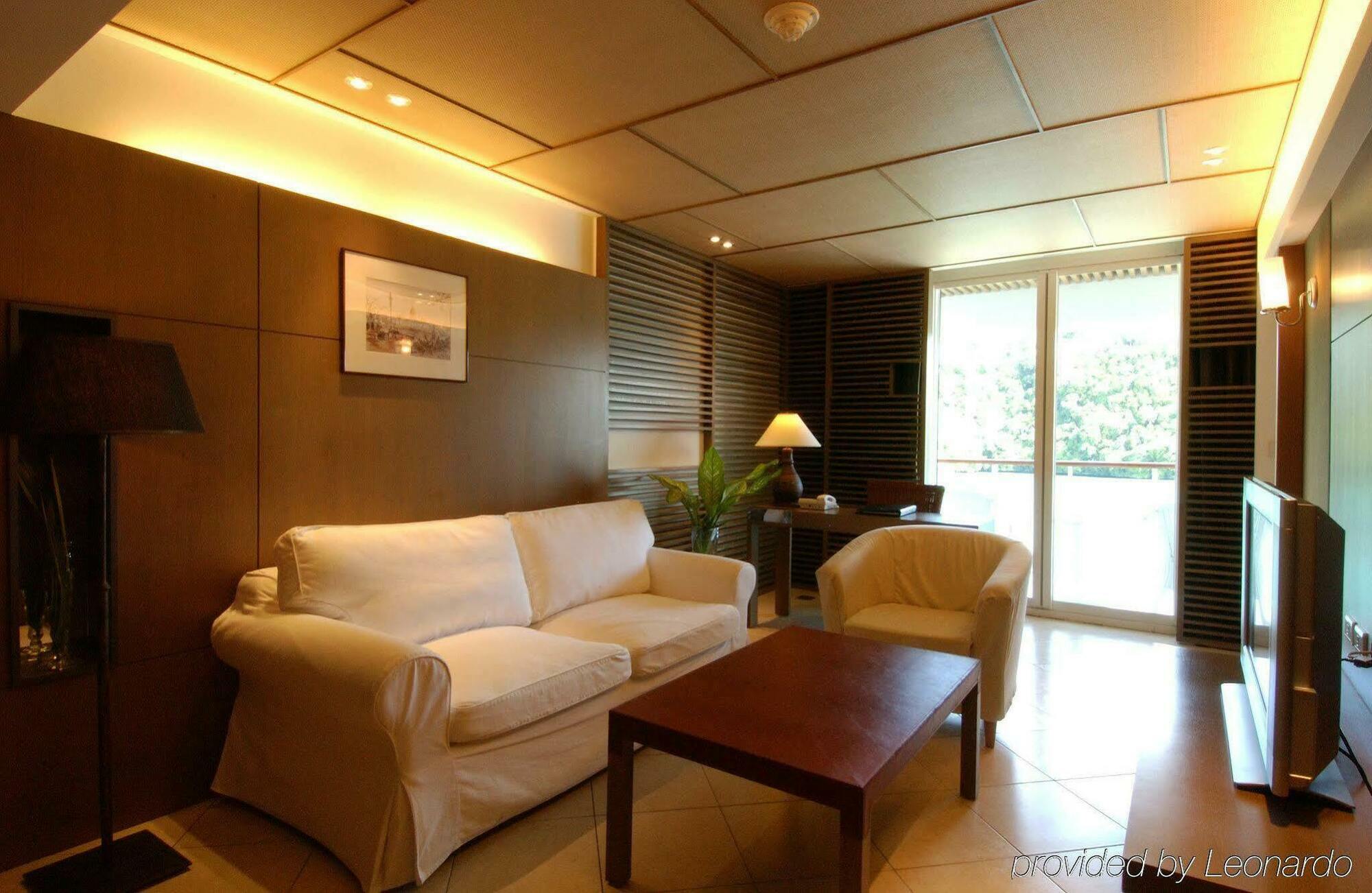 Palau Royal Resort Koror Kültér fotó