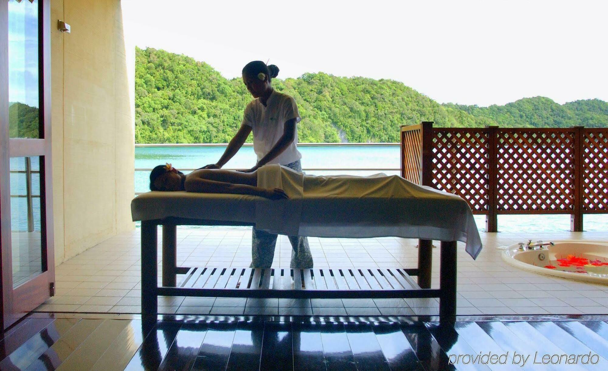 Palau Royal Resort Koror Kültér fotó